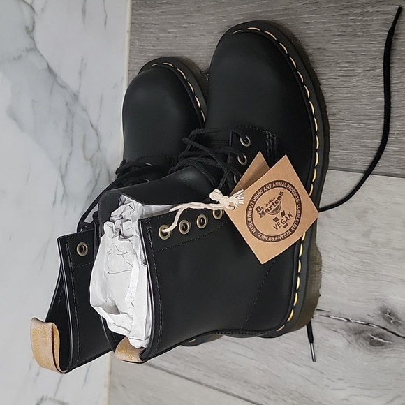 1460's Felix Rub Off Doc Martens - Picture 2 of 7